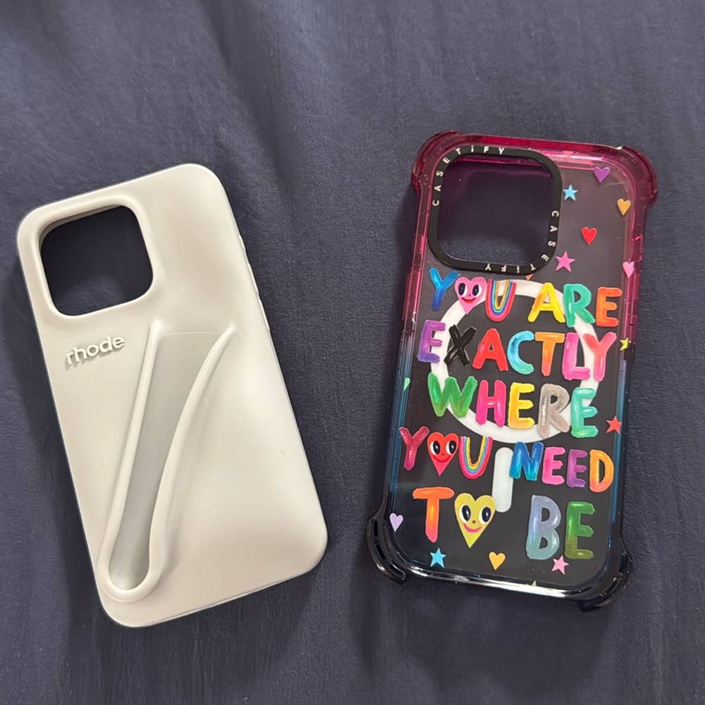 Iphone 15 pro cases, great condition.